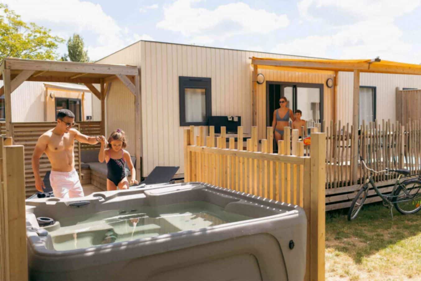 mobil-home avec jacuzzi privatif vendee